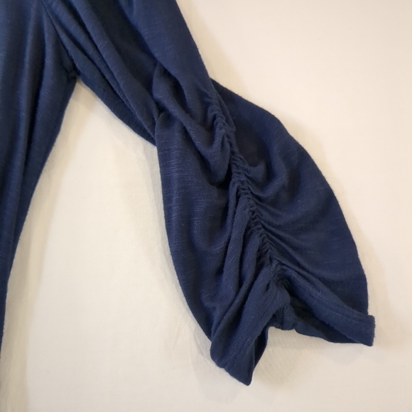 Democracy women's navy blue pullover blouse, size PM - Picture 12 of 12